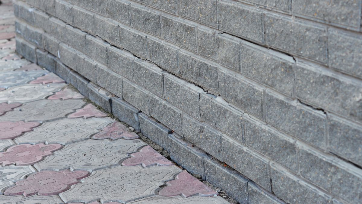 Tørke kan skade dit hus: Sådan undgår du at gøre ondt værre